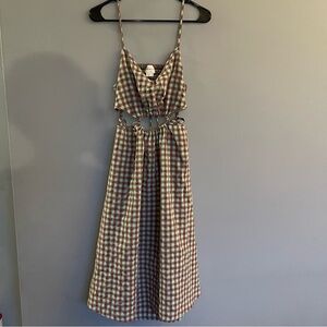 Black and White Pleated Sundress with Spaghetti Straps